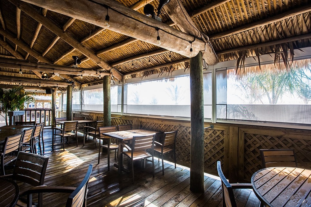 carroll architectural shade retractable restaurant screens
